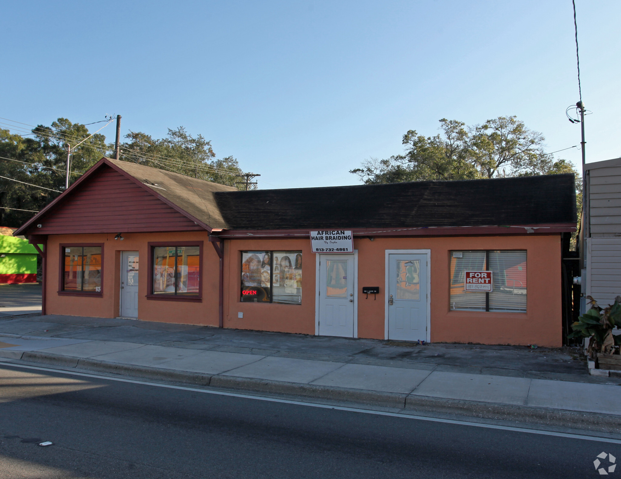 8439 Nebraska Ave, Tampa, FL for sale Primary Photo- Image 1 of 1