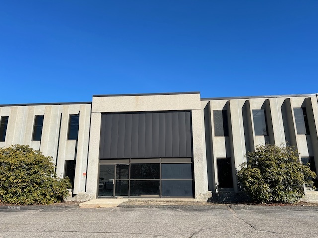 22 Blackburn Dr, Gloucester, MA for lease - Building Photo - Image 3 of 13