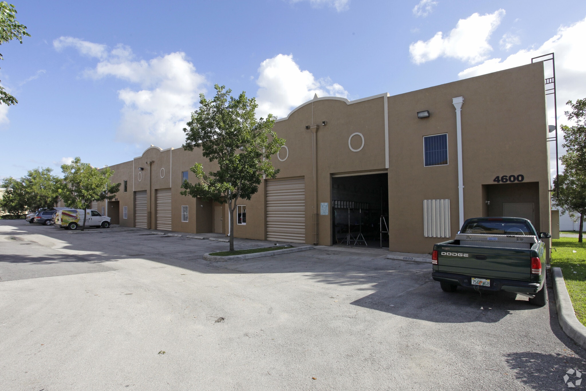 4616 NW 133rd St, Opa Locka, FL for sale Primary Photo- Image 1 of 18