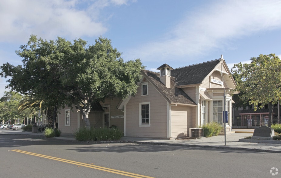 1100 Merrill St, Menlo Park, CA for lease - Building Photo - Image 2 of 2