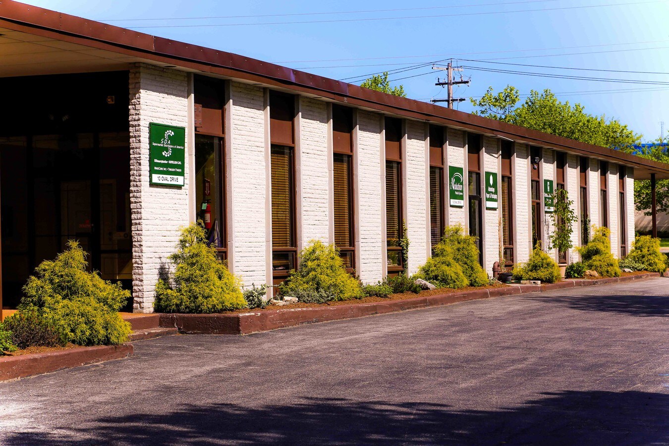 46 Oval Dr, Islandia, NY 11749