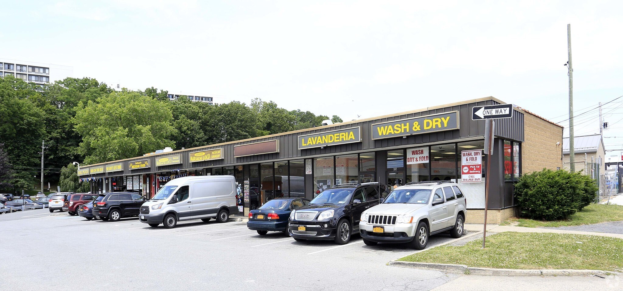 398 Central Ave, White Plains, NY for sale Primary Photo- Image 1 of 1