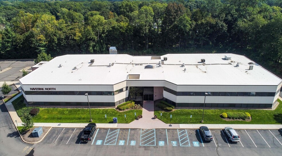 225 State Highway 35, Red Bank, NJ for lease - Building Photo - Image 2 of 11