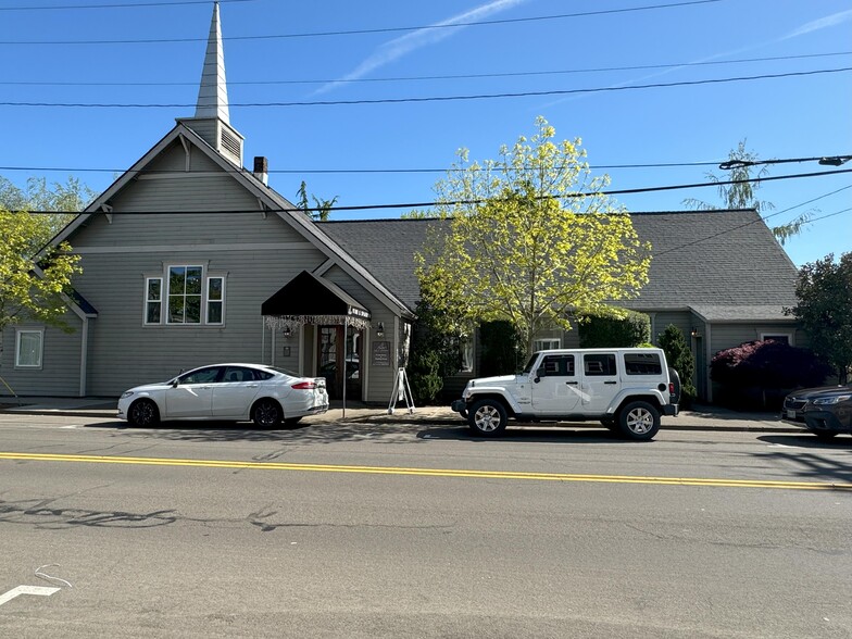 22418 SW Pine St, Sherwood, OR for lease - Building Photo - Image 1 of 14