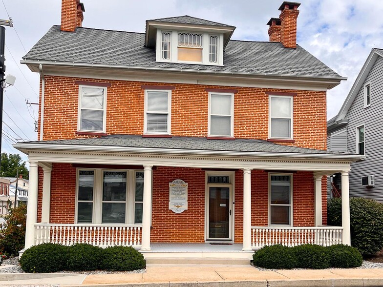 2011 State St, East Petersburg, PA for lease - Building Photo - Image 3 of 18