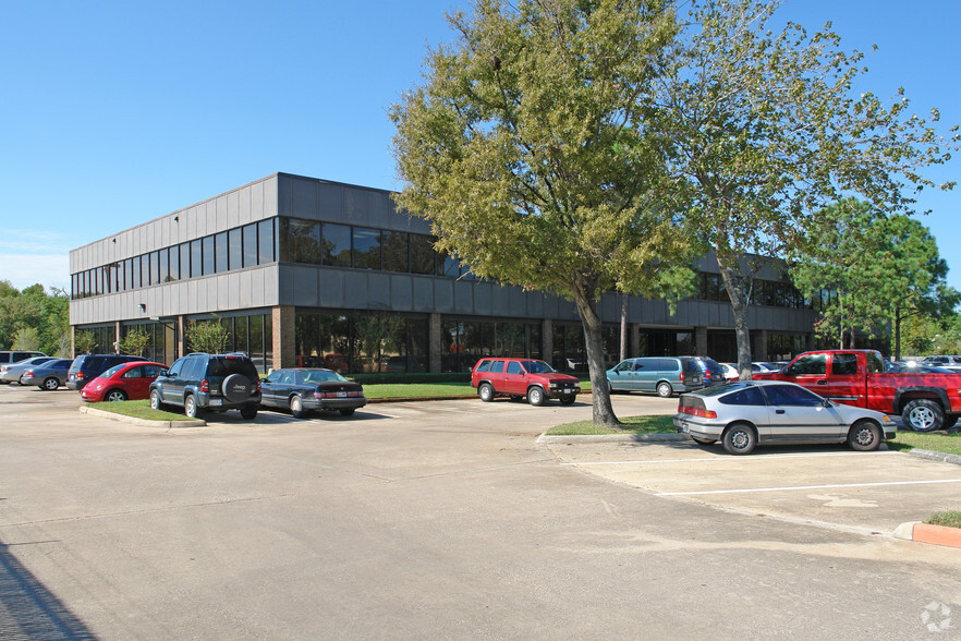 87 I-10, Beaumont, TX for lease - Building Photo - Image 3 of 5