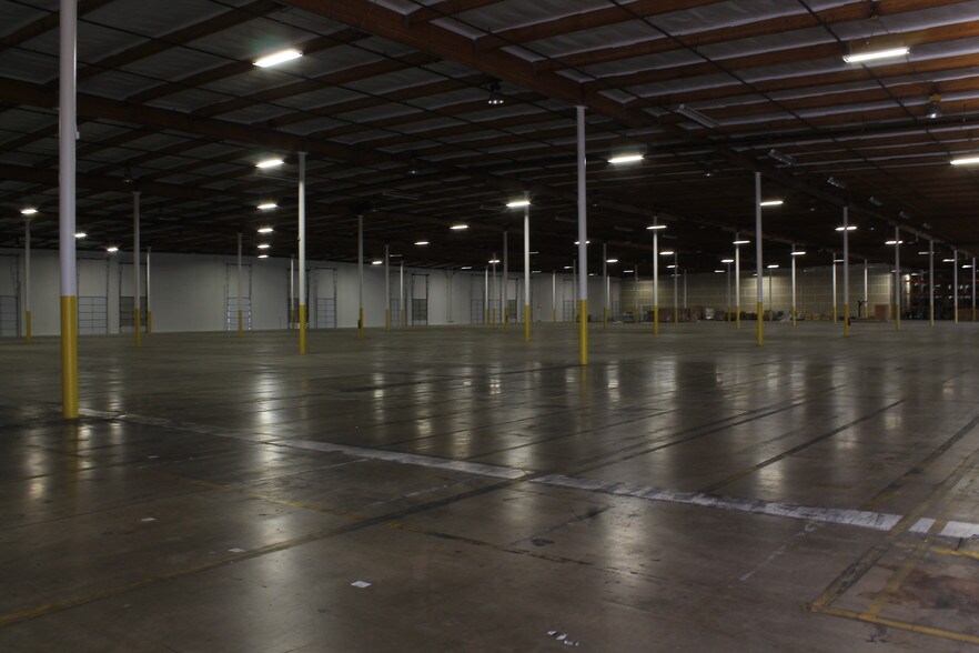 2626 S 7th St, Phoenix, AZ for lease - Interior Photo - Image 2 of 7