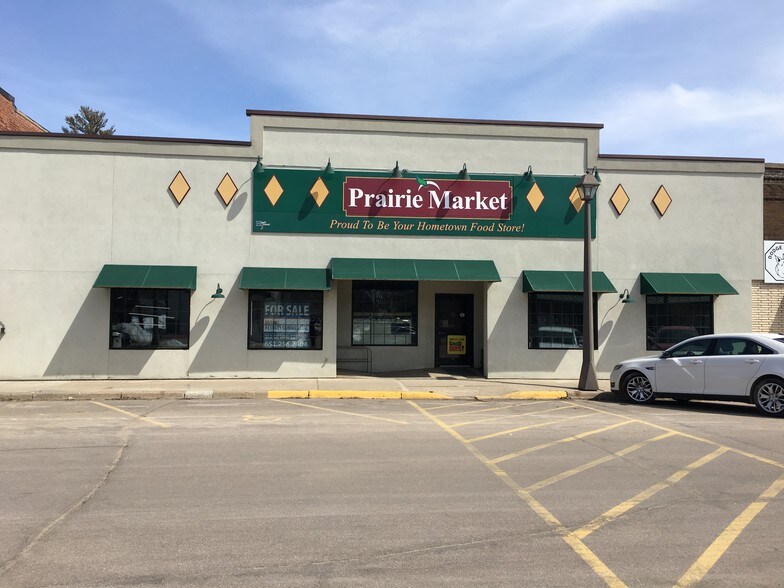 26 Juniper St N, Lester Prairie, MN 55354