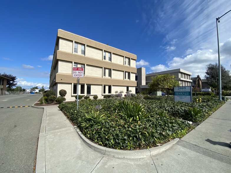 2089 Vale Rd, San Pablo, CA for sale - Building Photo - Image 2 of 23