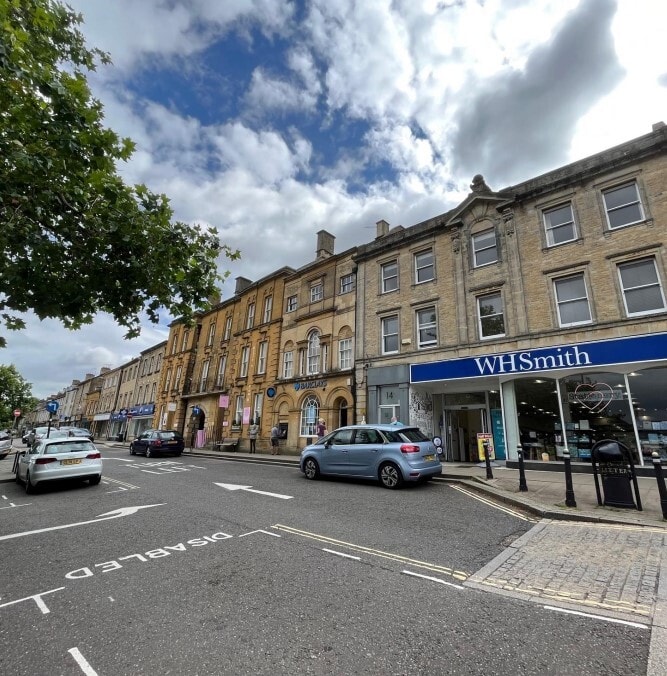 15 High St, Chipping Norton for sale Primary Photo- Image 1 of 1