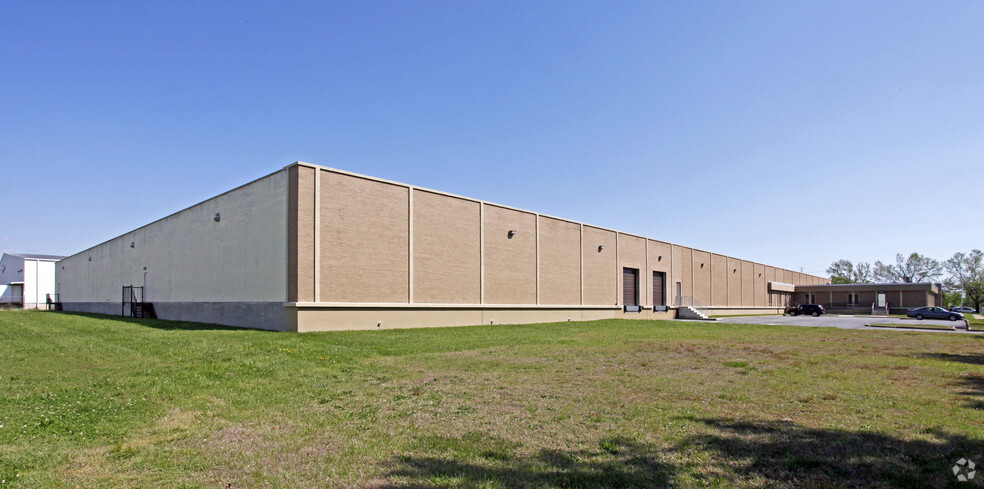 3800 Village Ave, Norfolk, VA for lease - Building Photo - Image 3 of 4