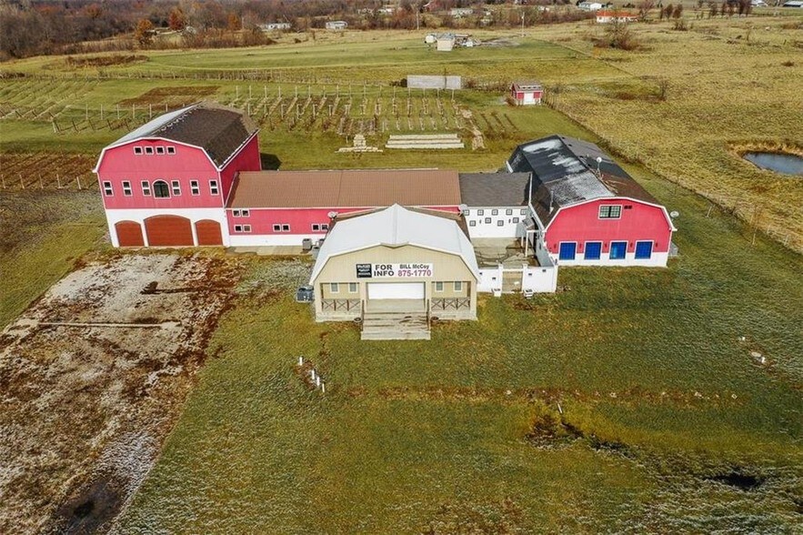 1033 NW 435th Rd, Centerview, MO 64019