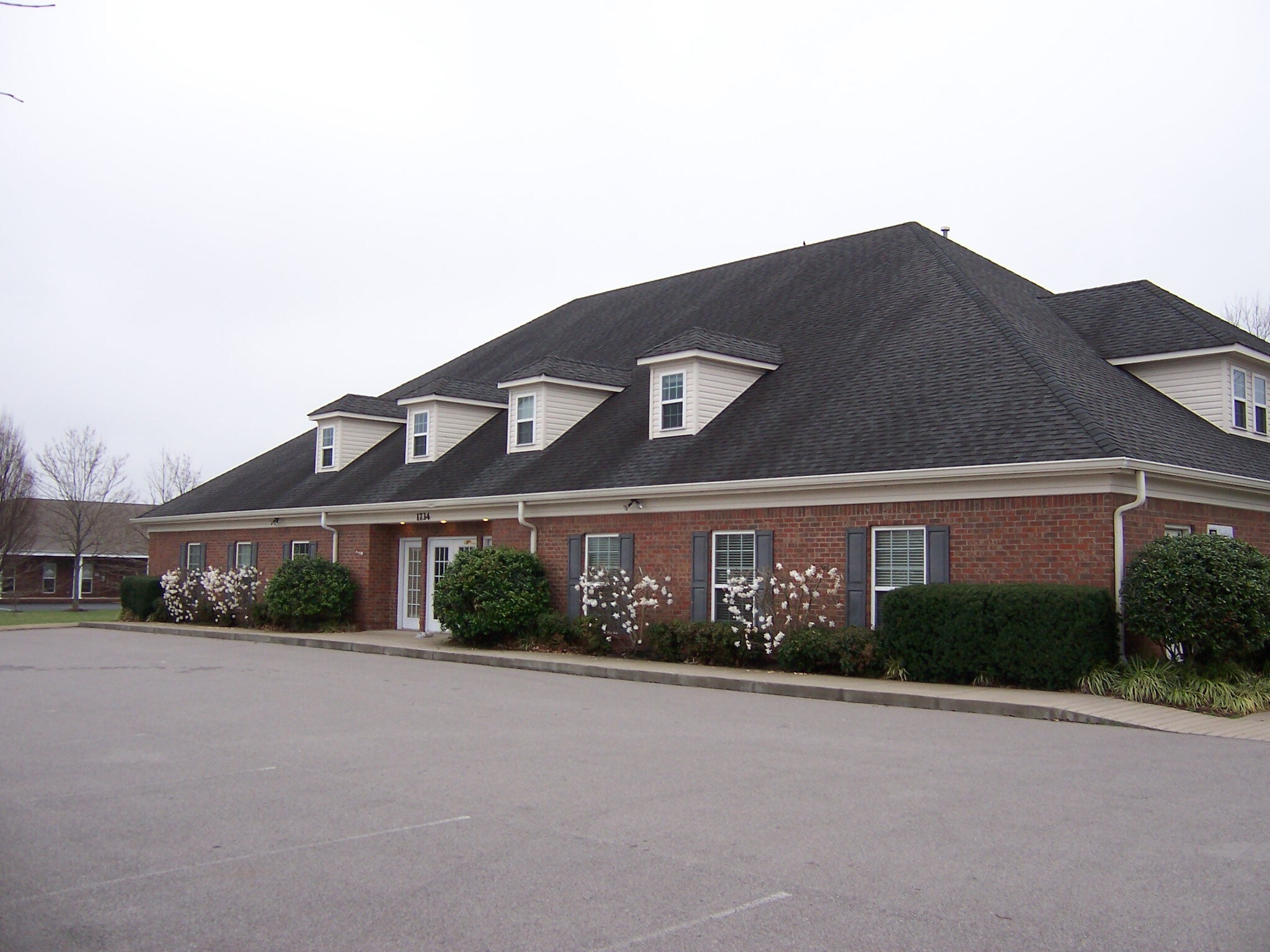 1734 S Rutherford Blvd, Murfreesboro, TN for sale Primary Photo- Image 1 of 1