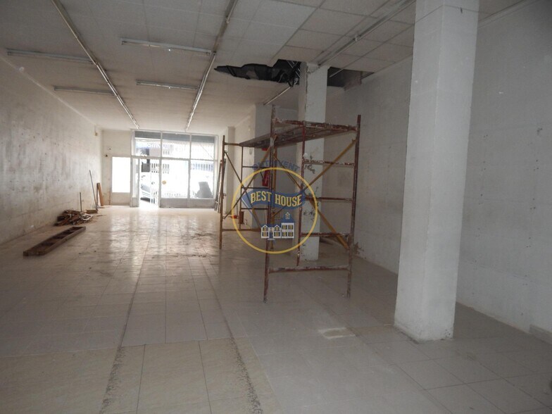 Retail in València for sale - Building Photo - Image 2 of 9