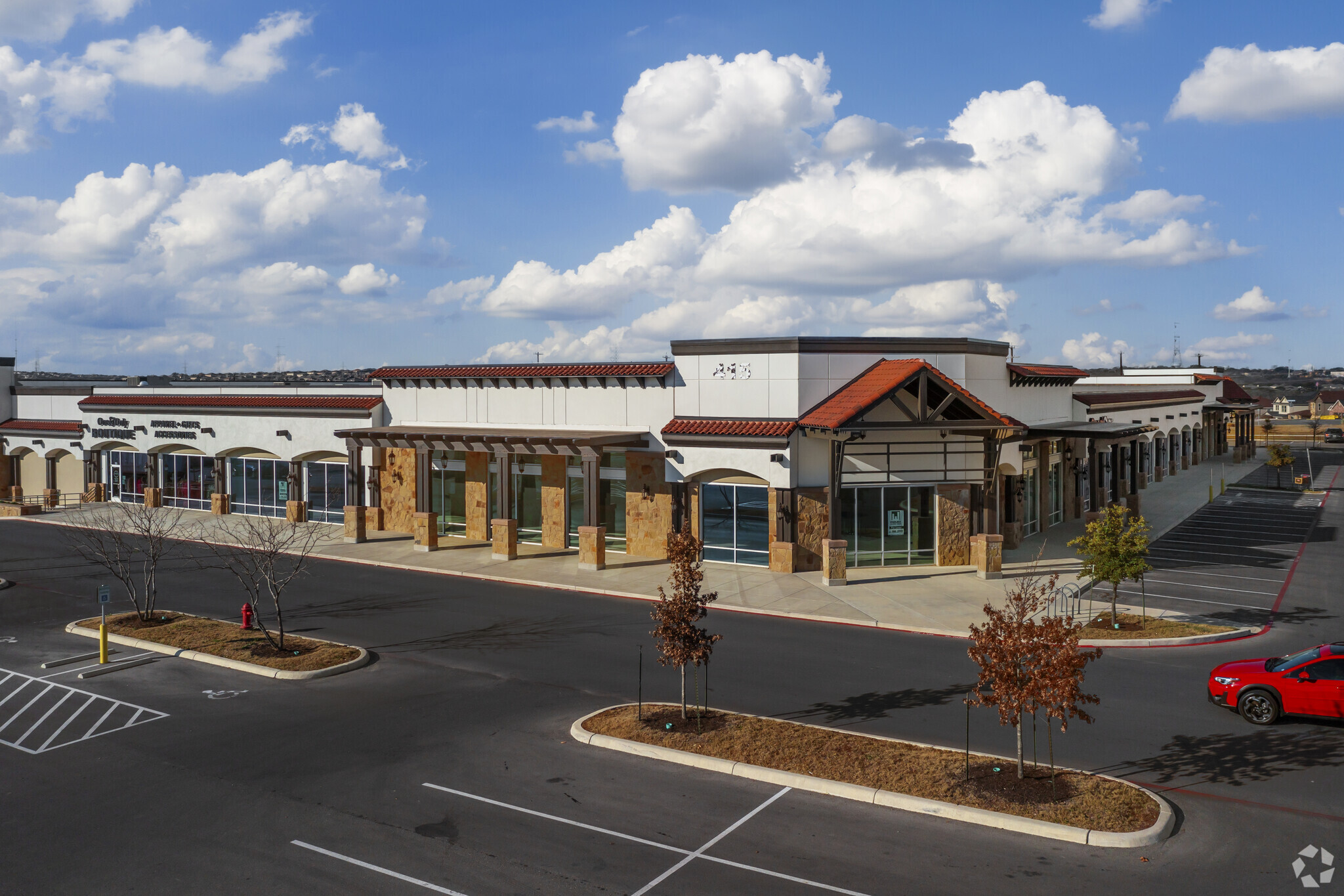 415 W Loop 1604 S, San Antonio, TX for lease Building Photo- Image 1 of 17