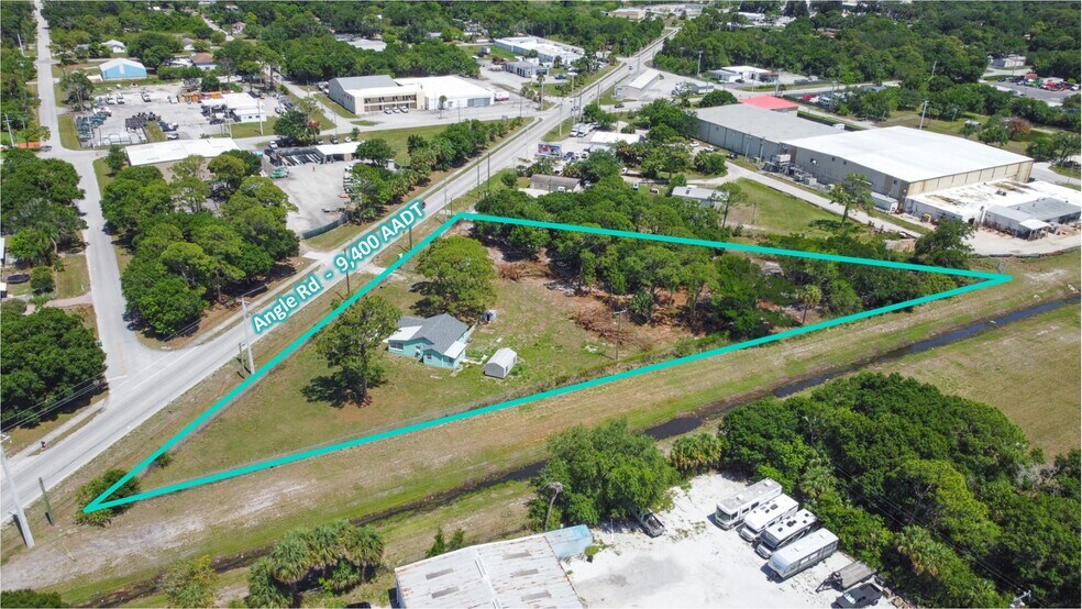 713 Angle Rd, Fort Pierce, FL for lease - Building Photo - Image 2 of 2