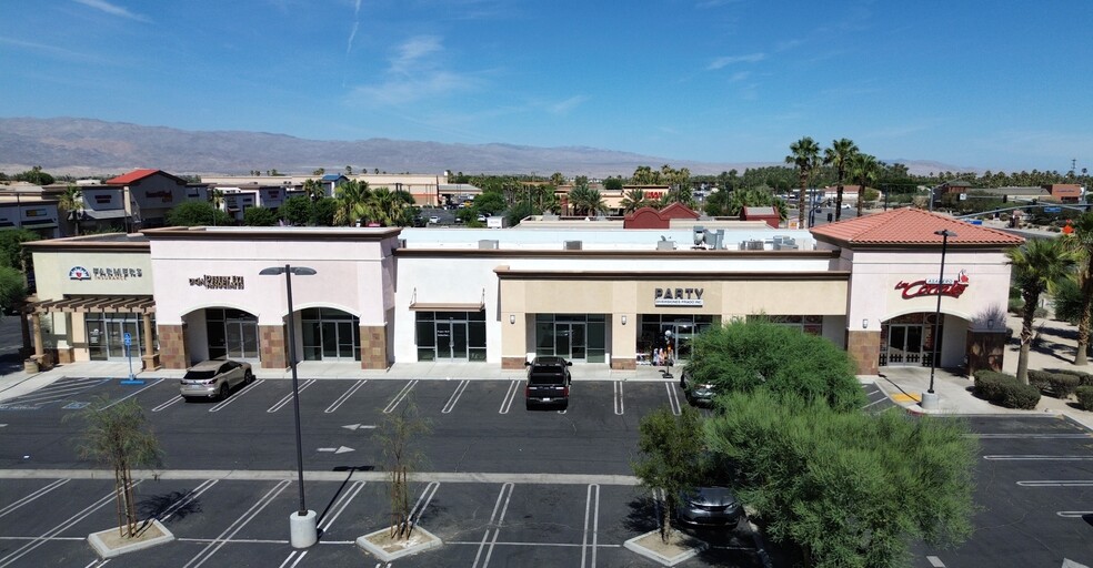 79680-79700 Highway 111, La Quinta, CA for lease - Building Photo - Image 2 of 6