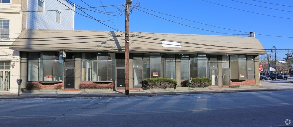 1 Stauderman Ave, Lynbrook, NY for sale - Primary Photo - Image 1 of 1