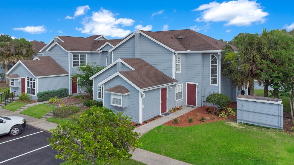 121 Coco Plum Dr, Davenport, FL for sale - Primary Photo - Image 1 of 1