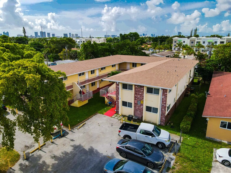 2220 Madison St, Hollywood, FL for sale - Building Photo - Image 1 of 1