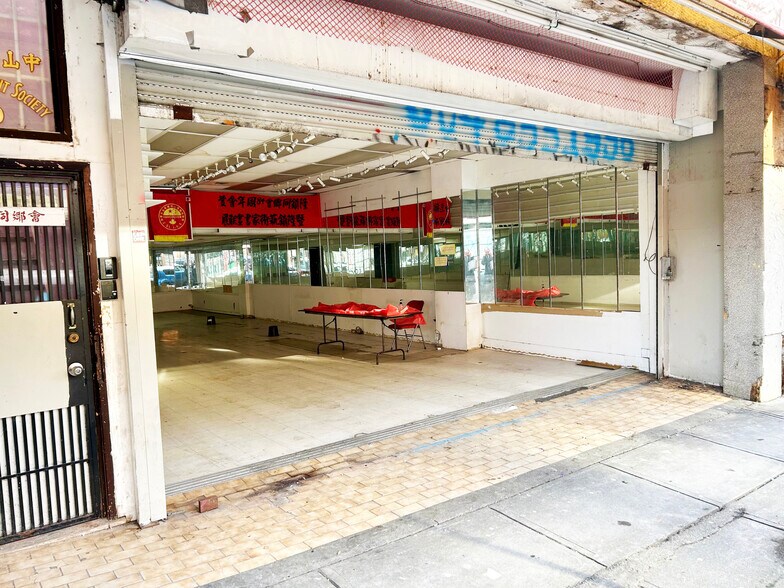 240 Keefer St, Vancouver, BC for lease - Building Photo - Image 3 of 7