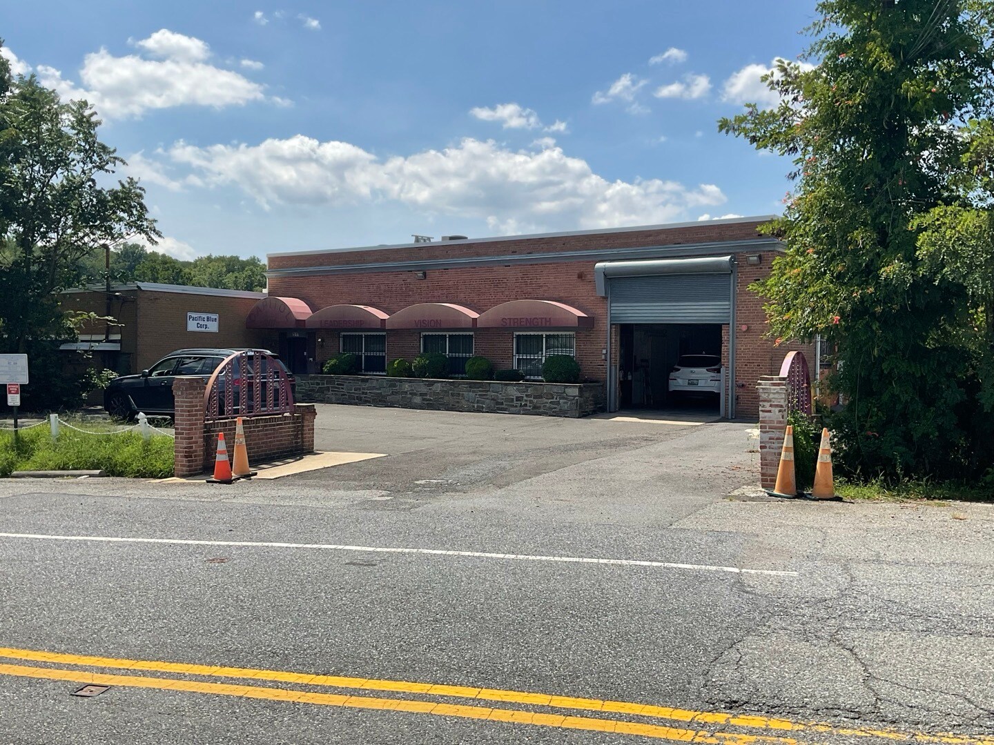 207 W Hampton Ave, Capitol Heights, MD for lease Building Photo- Image 1 of 8