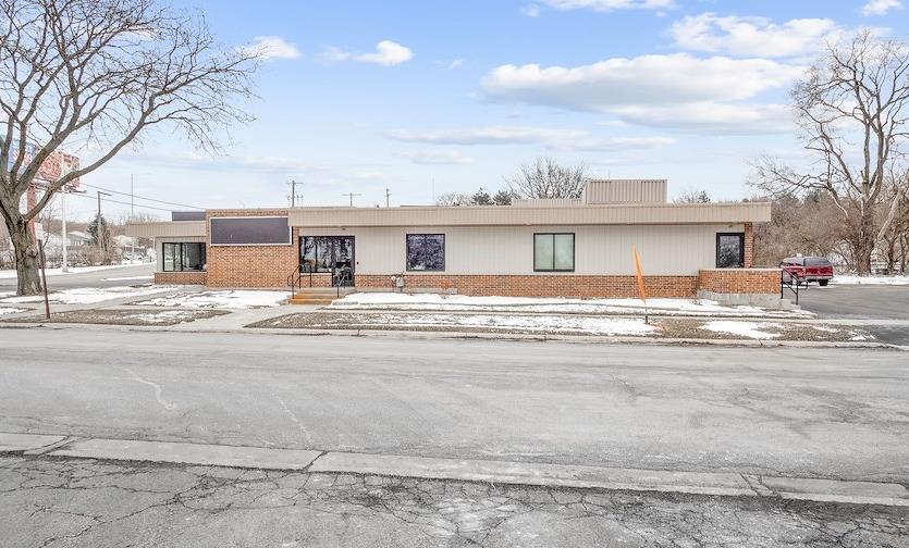 109 Royce Rd, Bolingbrook, IL for sale - Building Photo - Image 1 of 1