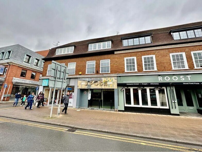 26 Water Ln, Wilmslow, SK9 5AA