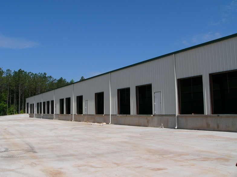 535 Pine Rd, Newnan, GA for lease - Building Photo - Image 2 of 8