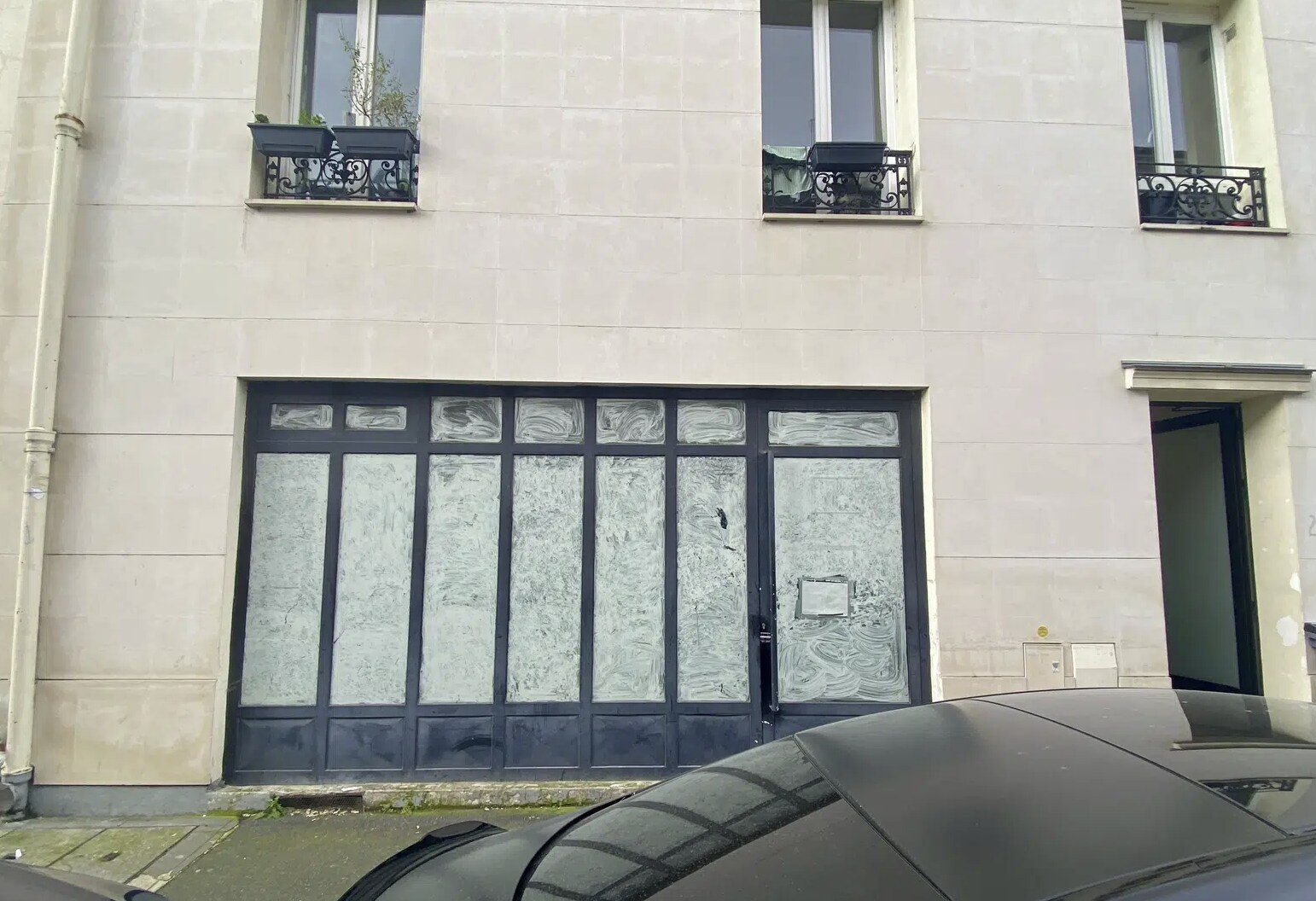 28 Rue Christophe Colomb, Ivry-sur-Seine for lease Building Photo- Image 1 of 4