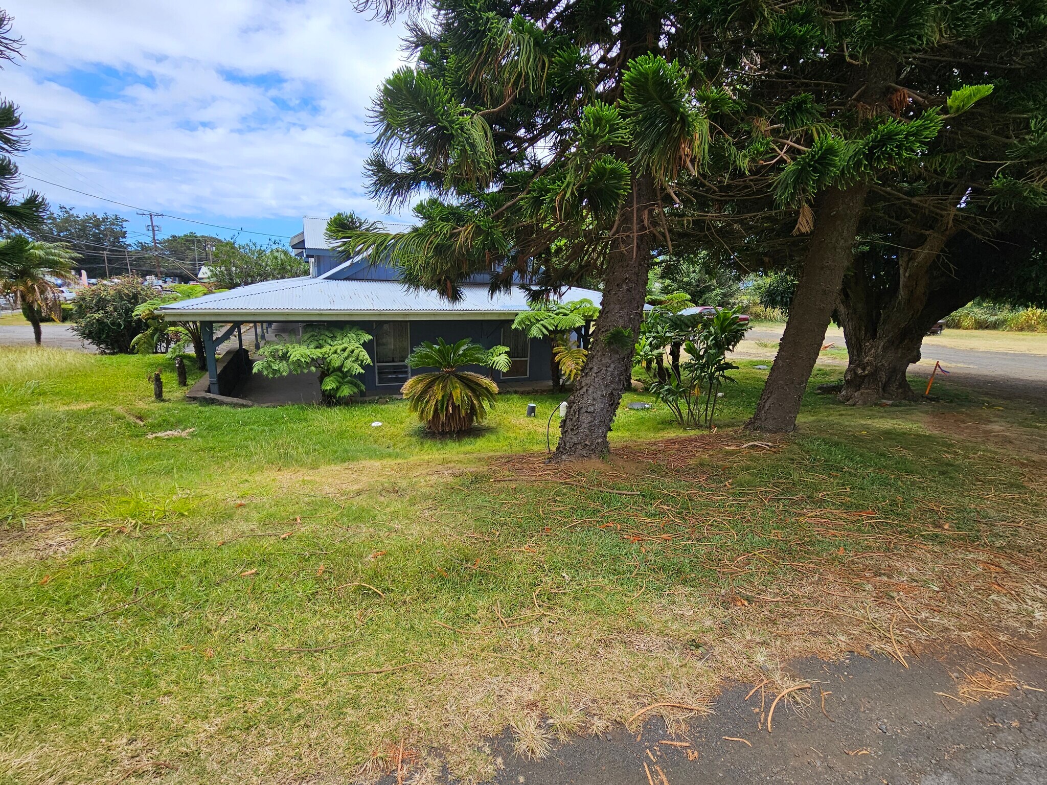 955673 Mamalahoa, Naalehu, HI 96772 Shaka
