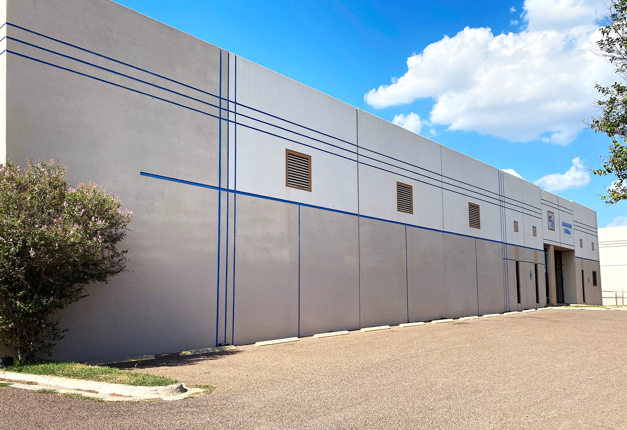 8406 Amparan Rd, Laredo, TX for sale Building Photo- Image 1 of 1