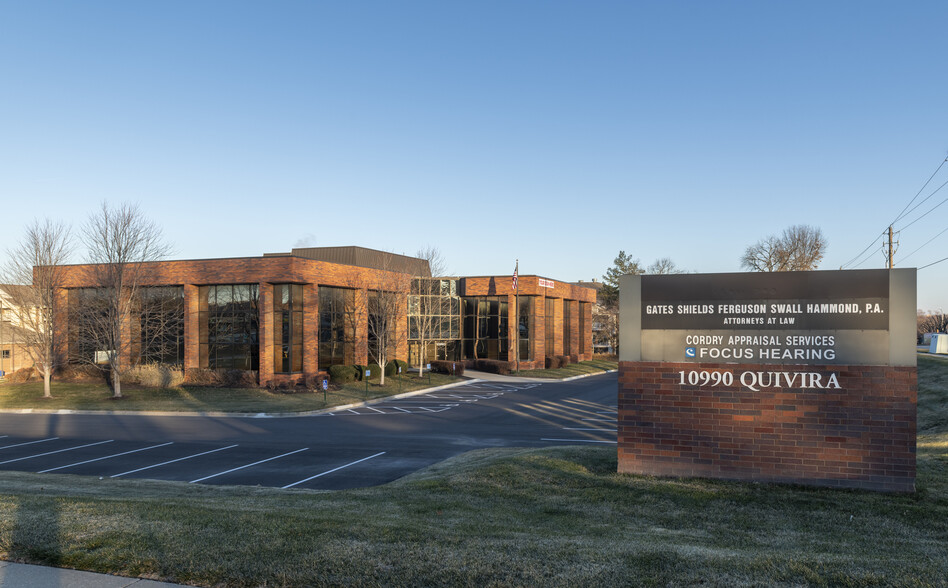 10990 Quivira Rd, Overland Park, KS for lease - Building Photo - Image 1 of 11