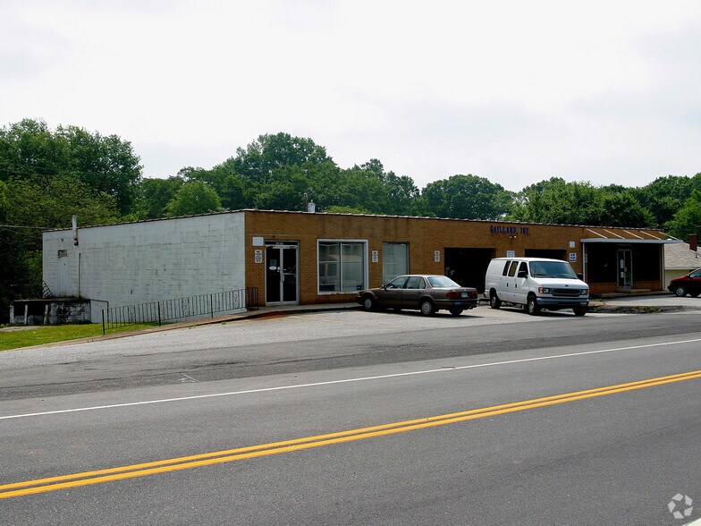 1821 S McDuffie St, Anderson, SC for lease - Building Photo - Image 2 of 5