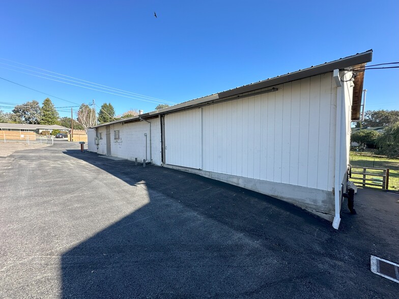 1285 Skillman Ln, Petaluma, CA for lease - Building Photo - Image 3 of 12