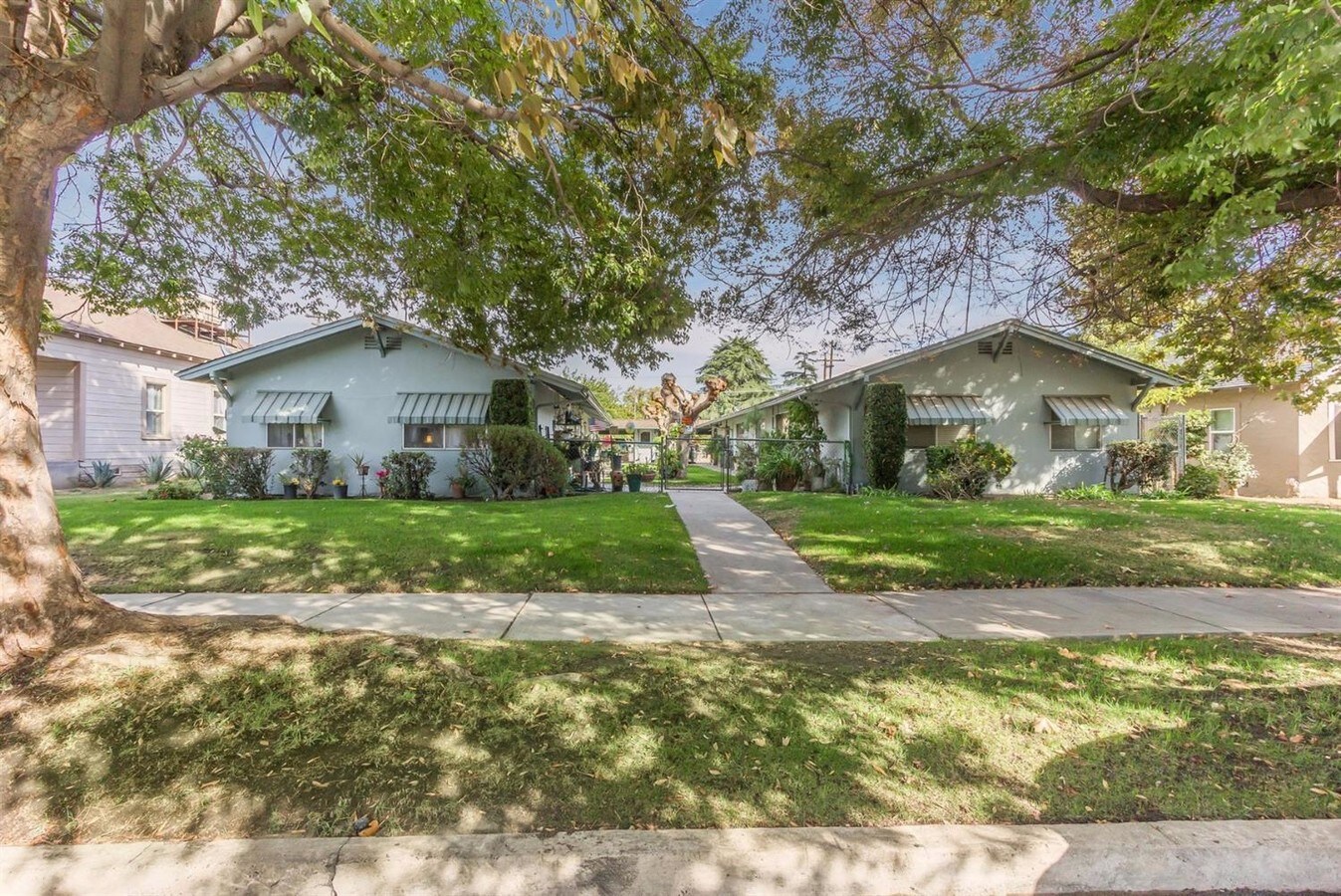 910 O St, Sanger, CA 93657