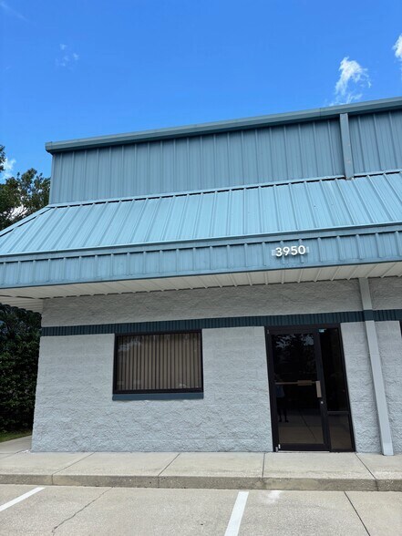 3930-3950 Saint Johns Pky, Sanford, FL for lease - Building Photo - Image 3 of 11