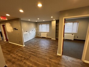 4405 East West Hwy, Bethesda, MD for lease Interior Photo- Image 2 of 4