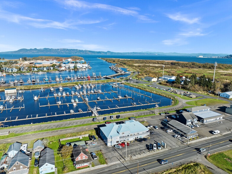 679 E Harbor St, Warrenton, OR for lease - Building Photo - Image 3 of 8