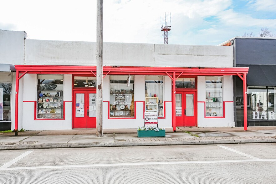 317 East Brazos, West Columbia, TX for sale - Primary Photo - Image 1 of 1