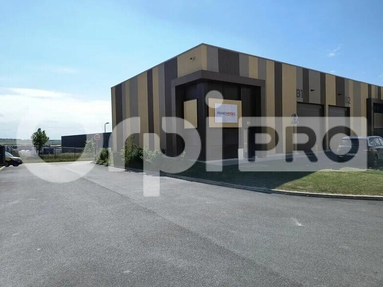 Flex in Cernay-lès-Reims for lease - Building Photo - Image 1 of 4