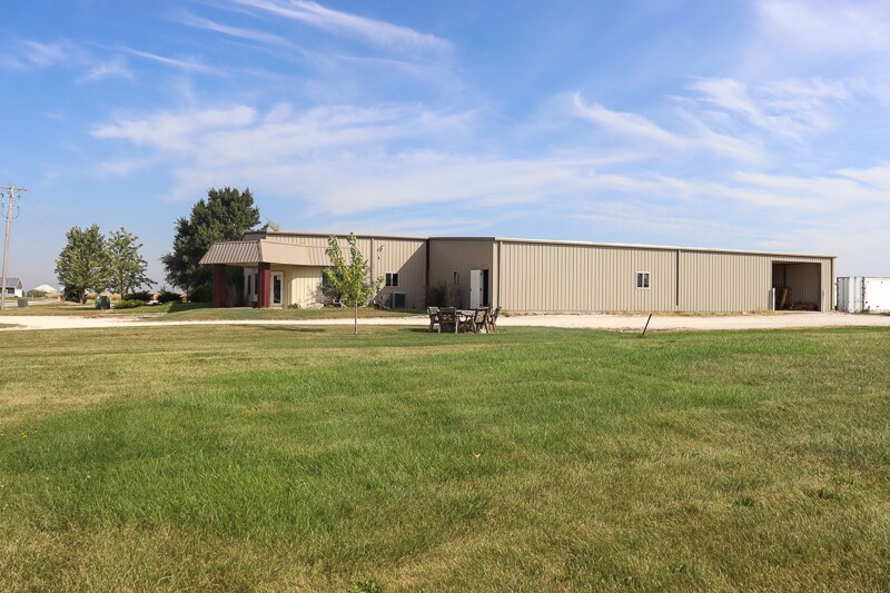 605 N Parkway St, Wayland, IA for sale Primary Photo- Image 1 of 1
