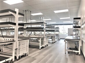 25821 Industrial Blvd, Hayward, CA for lease Interior Photo- Image 2 of 9