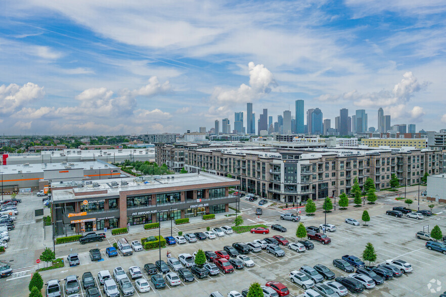 2795 Katy Fwy, Houston, TX for lease - Building Photo - Image 2 of 4