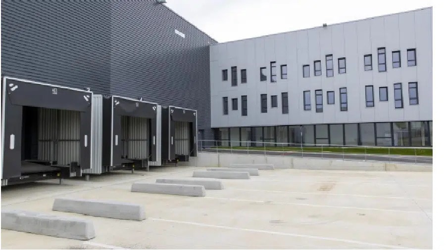 Industrial in SERRIS for lease Building Photo- Image 1 of 6