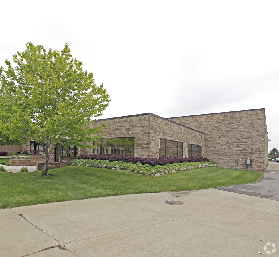 980 Chicago Rd, Troy, MI 48083 | LoopNet