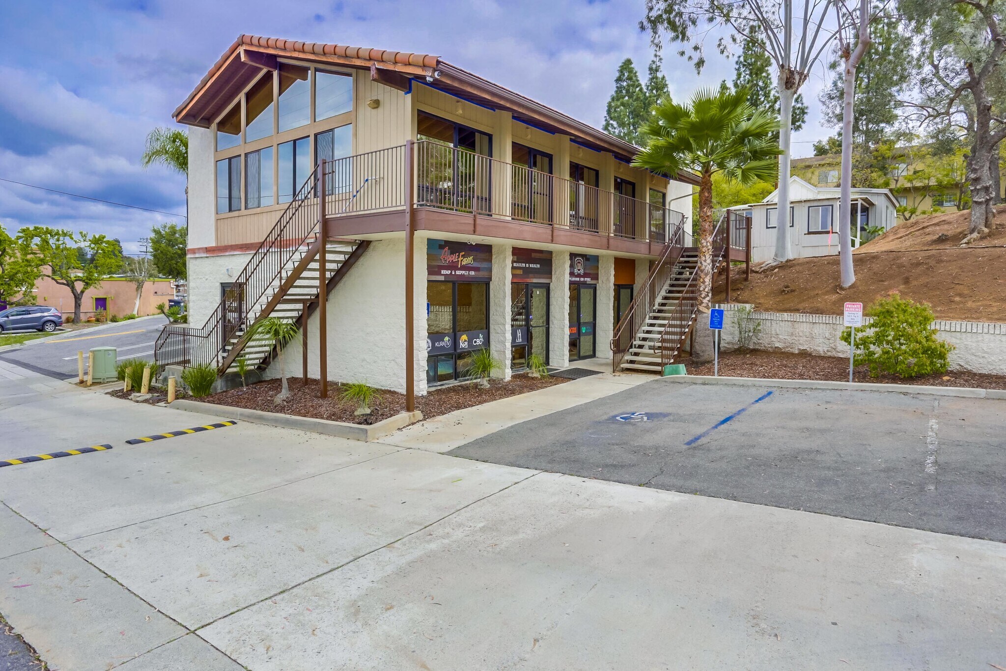 145 E Fig St, Fallbrook, CA for sale Primary Photo- Image 1 of 1