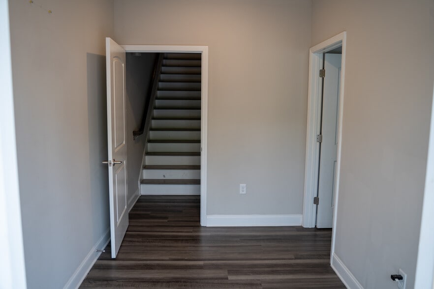 132 Broadbent Way, Anderson, SC for lease - Building Photo - Image 3 of 16