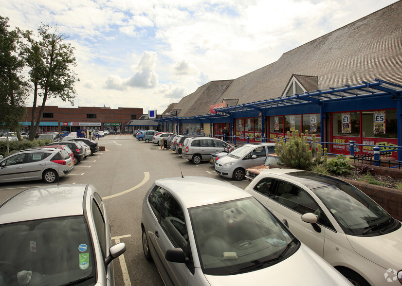 Market St, Crewe for lease - Building Photo - Image 3 of 7