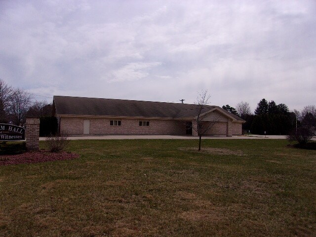2717 45th St, Two Rivers, WI for sale Building Photo- Image 1 of 1